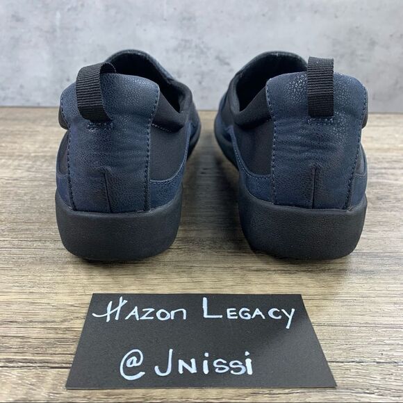 Cloudsteppers By Clarks~Women’s~Navy Blue~Slip On Shoes~Size 8.5M - Picture 4 of 8